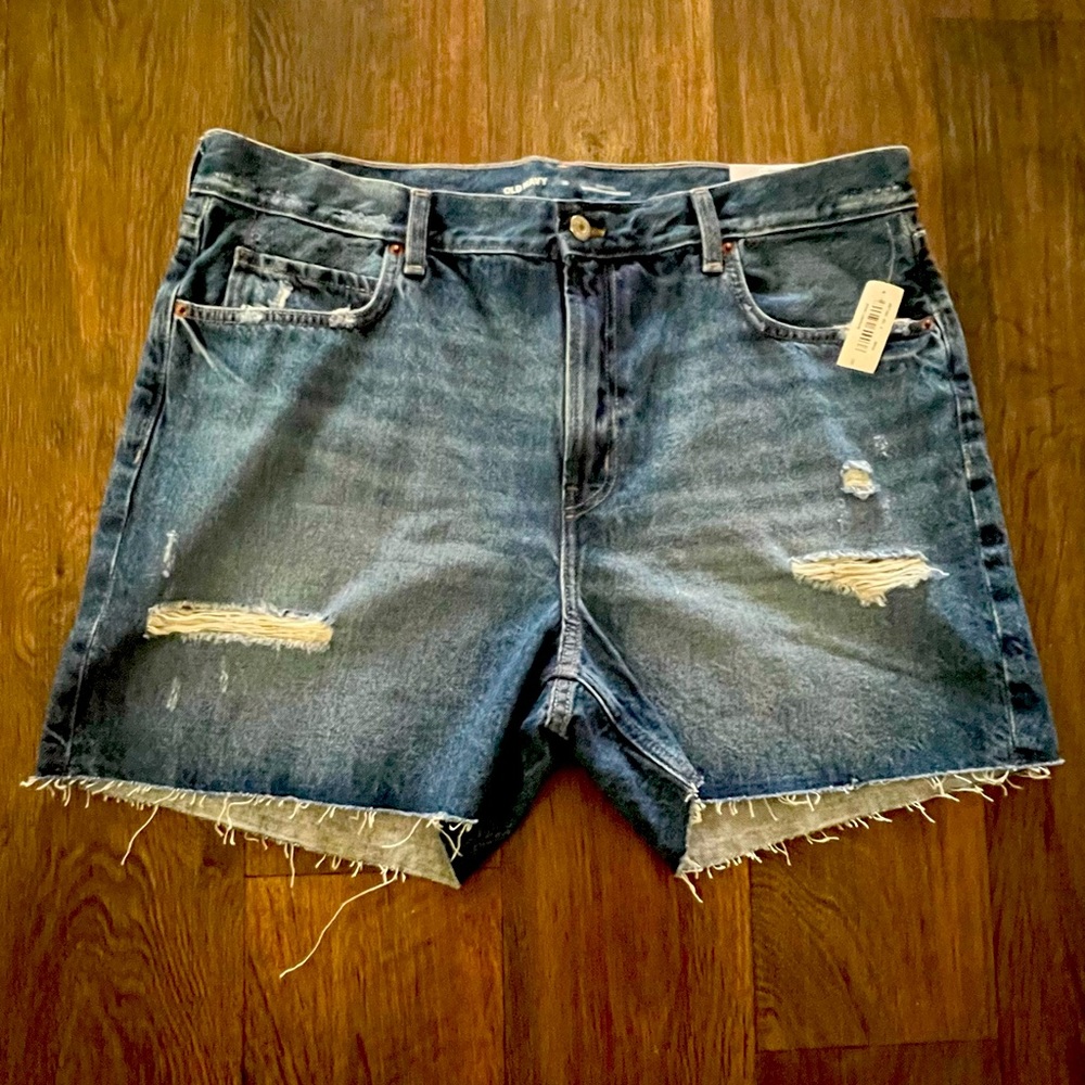 Old Navy High Rise 5’ inseam shorts
